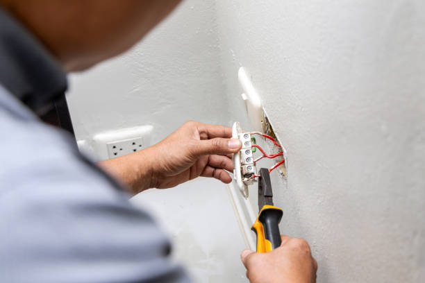 Best Affordable Electrician  in Yosemite Lakes, CA